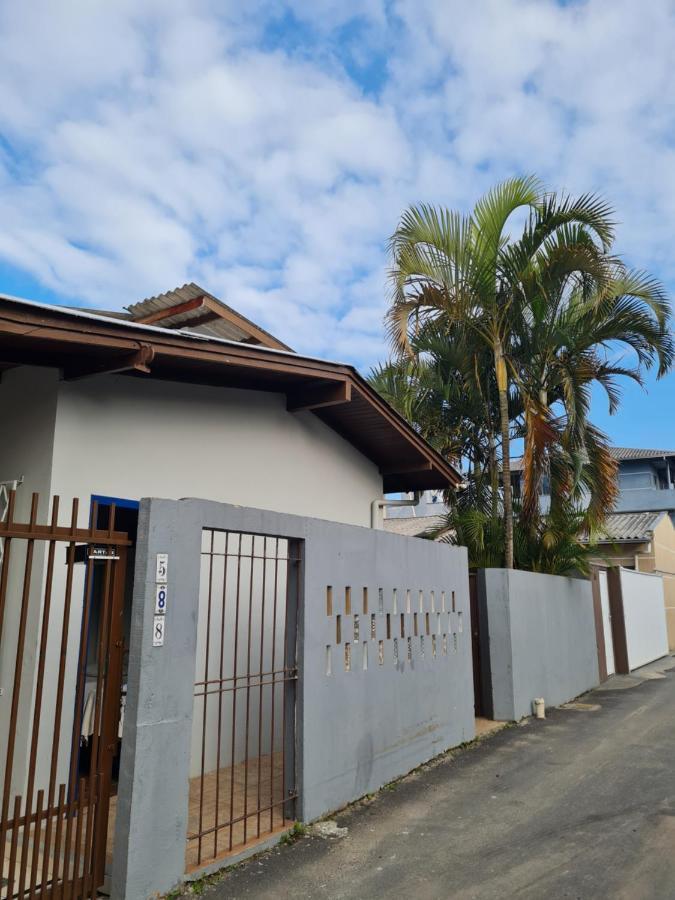 Maika'I Pousada Balneário Camboriú Esterno foto