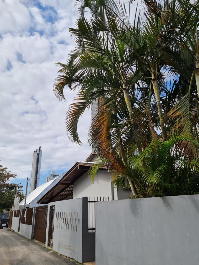 Maika'I Pousada Balneário Camboriú Esterno foto